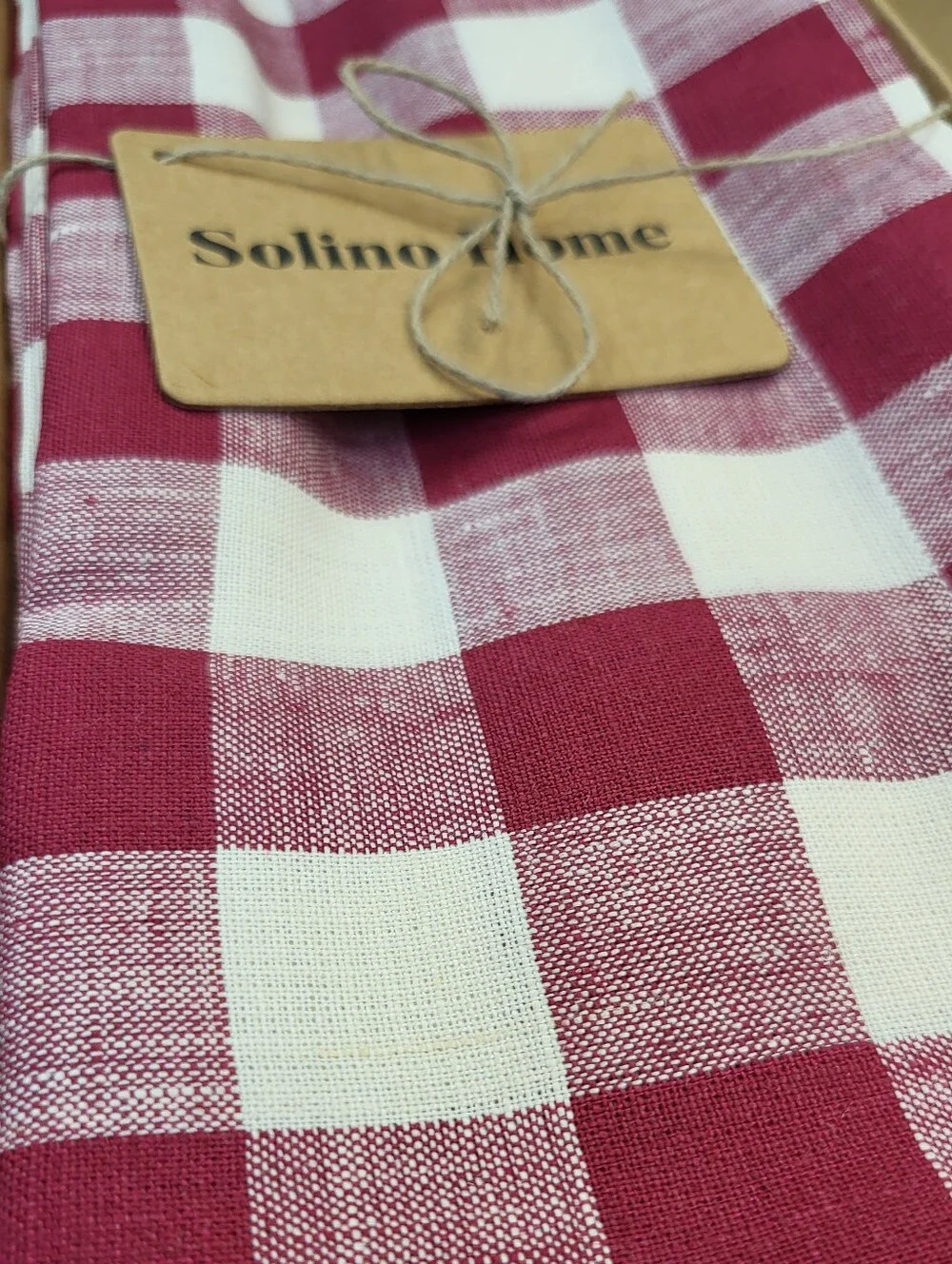 Solino Home Beet and Cream Color, Check Placemats, New In Box